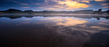 gün batımında dunes içinde Gölü Panoraması