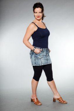 güzel esmer kadın moda studio vurdu.