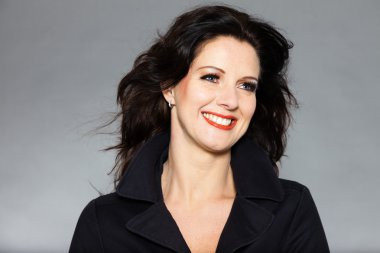 güzel esmer kadın moda studio vurdu.