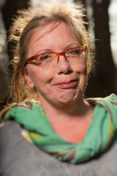 Gelukkig gezond senior vrouw — Stockfoto