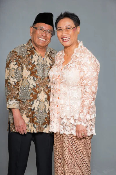 Vezető indonéz pár a szerelem. — Stock Fotó