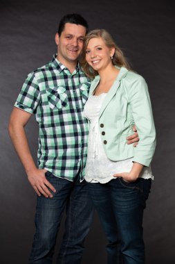 İki aşık. siyah karşı atış studio.