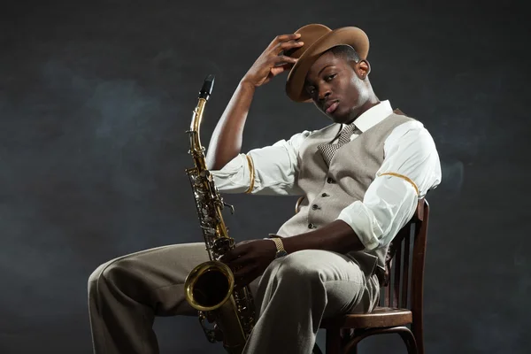 Vintage noir afro-américain musicien de jazz . — Photo