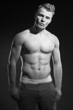 kaslı fitness adam.