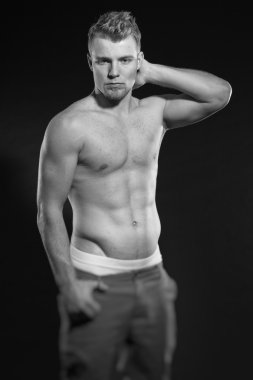 kaslı fitness adam.