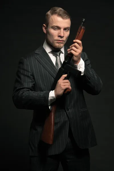 Mafia man with gun. — Stock Photo, Image