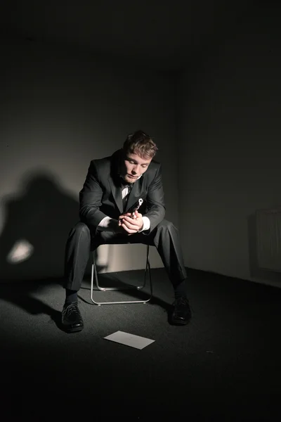 Uomo d'affari depresso in crisi . — Foto Stock