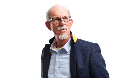 Stüdyo portre active senior iyi giyinmiş emekli adam.