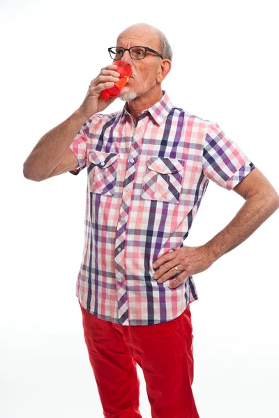 Studiový portrét aktivní senior dobře oblečený muž důchodce. — Stock fotografie