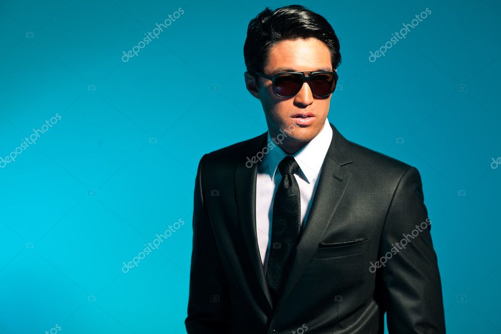 Costume Des Asiatique SoleilMode Homme En Avec Lunettes De 5Ajc4R3Lq