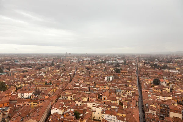 Ciudad de Bolonia vista de las aves. Techos. De Italia. Europa . — Foto de Stock