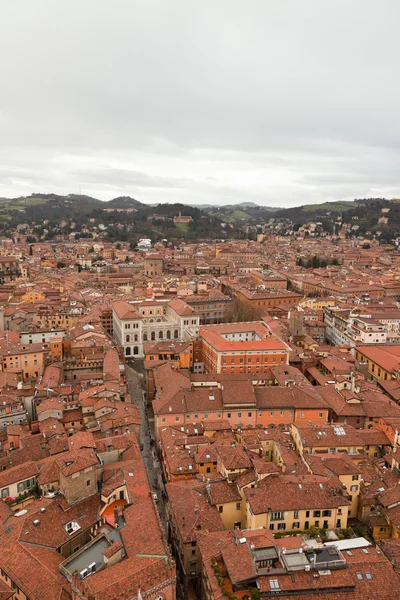 Cidade de Bolonha aves vista. Telhados. Itália. A Europa . — Fotografia de Stock