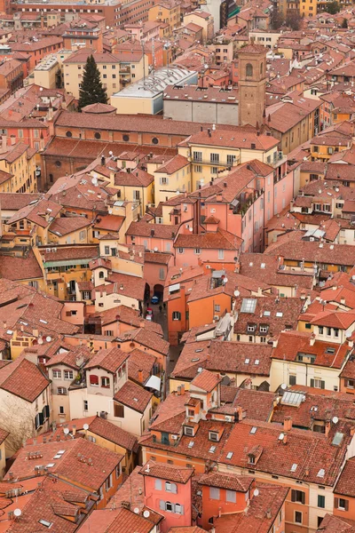 Stadt Bologna Vogelperspektive. Dächer. Italien. Europa. — Stockfoto