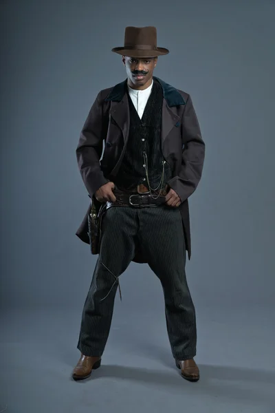 Retro Afro america western cow-boy homme avec moustache. Je porte mon frère. — Photo