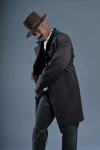 Bıyıklı Retro afro Amerika Batı kovboy erkek. sh hazır — Stok fotoğraf
