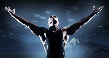 kaslı fitness triatlon atlet. silah yaygın. zafer. St