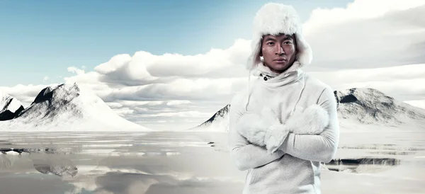 Asian winter fashion man in snow mountain landscape. Wearing whi — Stock Photo, Image