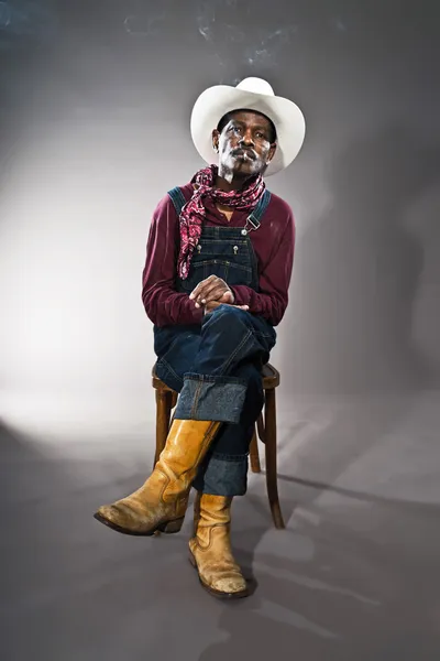 Retro senior afro Amerikaanse blues man in tijden van slavernij. wearin — Stockfoto