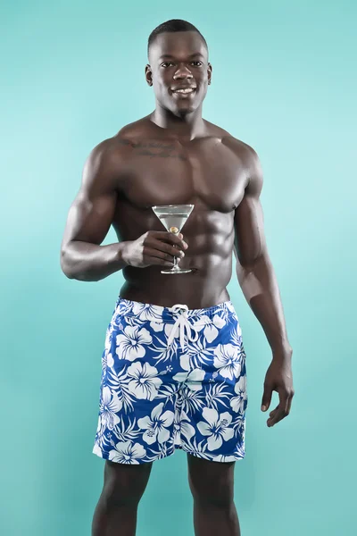 Summer black african american muscled fitness man holding cockta — Stock Photo, Image