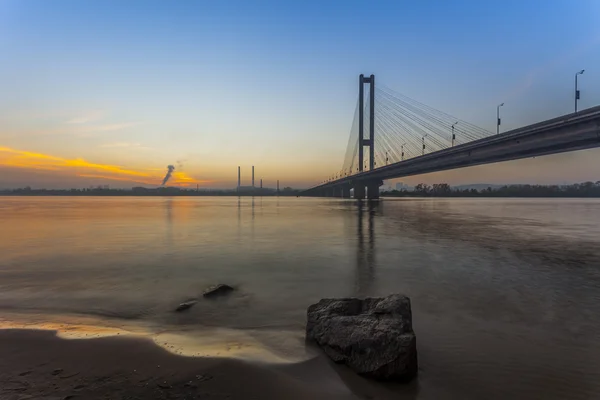 Puente Sur al amanecer . — Foto de Stock