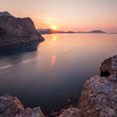 dağ sunrise. Ukrayna. Kırım