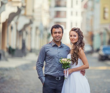 Mutlu gelin ve damat düğünlerinde