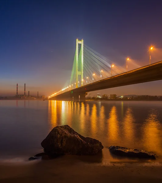 Südbrücke. Ukrainisch. Kiew. — Stockfoto