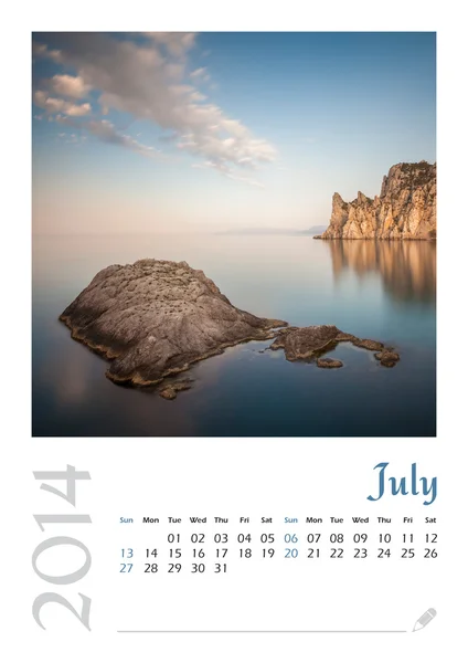 Fotokalender med minimalistiska landskapet 2014. juli. — Stockfoto