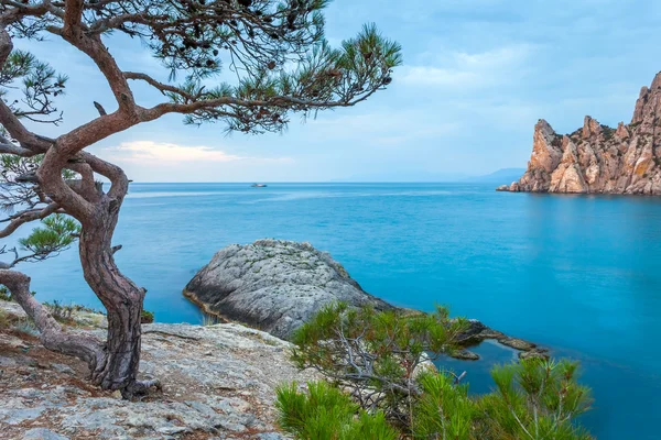 Minimalist Seascape. Coastal Sunrise. Ukraine. Crimea. — Stock Photo, Image