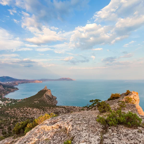 Paisaje de montaña. Ucrania. Crimea . — Foto de Stock