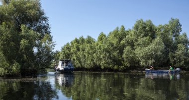 Tuna Nehri Deltası, turistlere tekne, Romanya