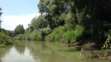 Tuna Nehri kayıkla nehir