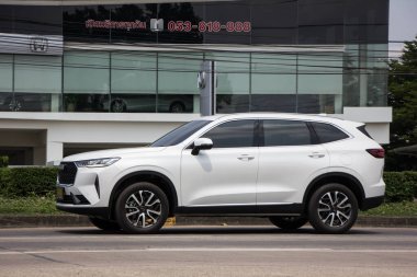 Chiangmai, Tayland - 21 Nisan 2022: özel SUV arabası, havel h6. Fotoğraf 1001 nolu yolda, Chiangmai, Tayland 'a 8 km uzaklıkta..