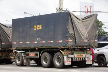 Chiangmai, Tayland - 17 Haziran 2022: Er Hino Kargo Truck. Fotoğraf 1001 nolu yolda, Chiangmai, Tayland 'a 8 km uzaklıkta..