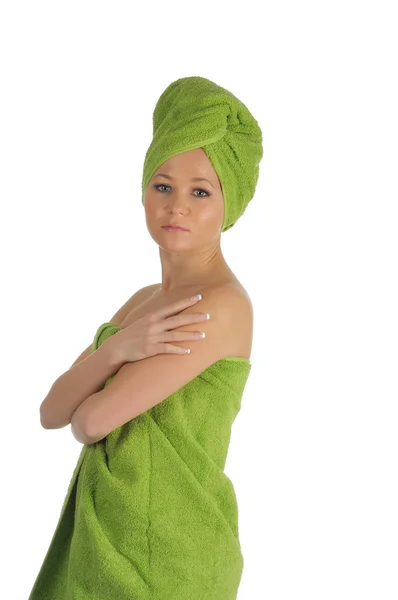 Spa Girl. Mulher bonita após banho com toalha verde. isolado em branco — Fotografia de Stock