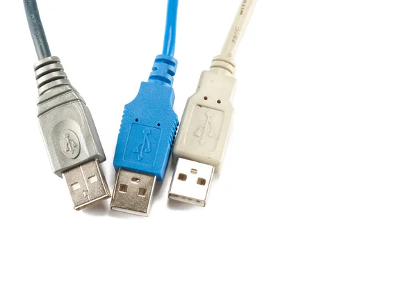 Macro de tres cables USB sobre fondo blanco — Foto de Stock