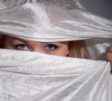 seksi gözlerinin önüne paranja