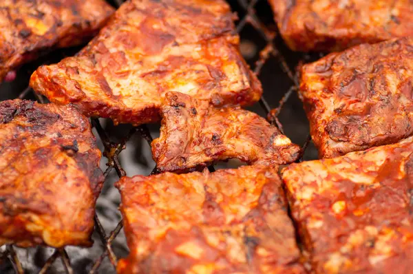 BBQ Ribs on grill with charcoal — Stock Photo, Image