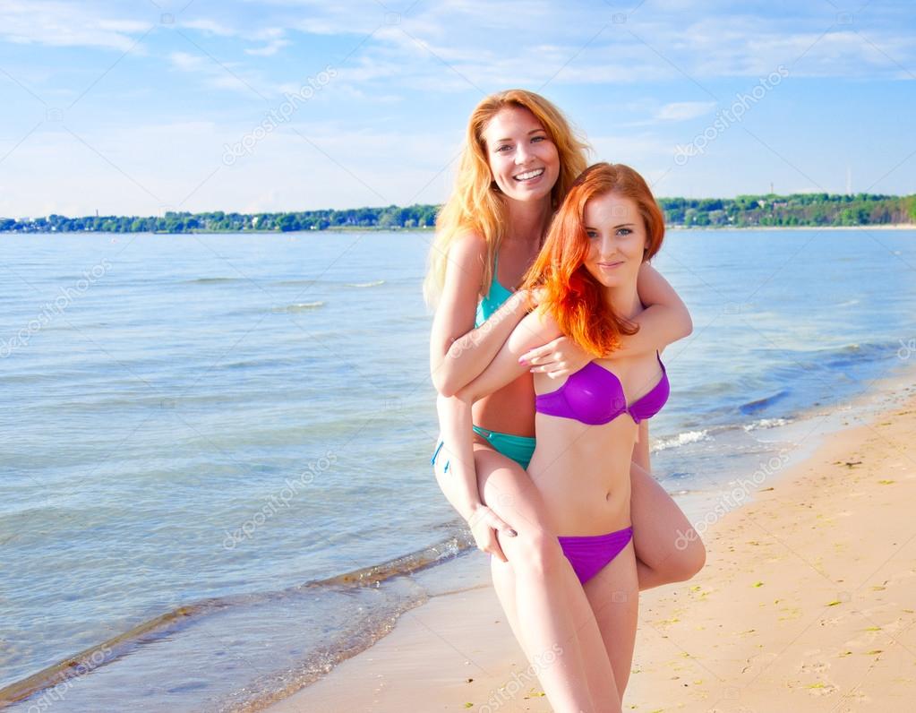 Think, that Mujeres en la playa join told Confirm. happens. Mujeres en la playa topic seems