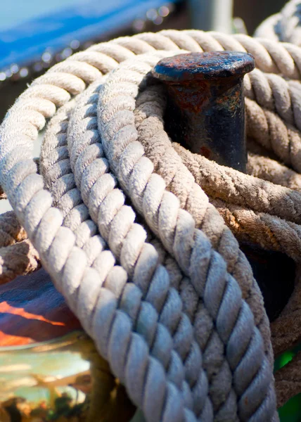 Ropes on deck — Stock Photo, Image