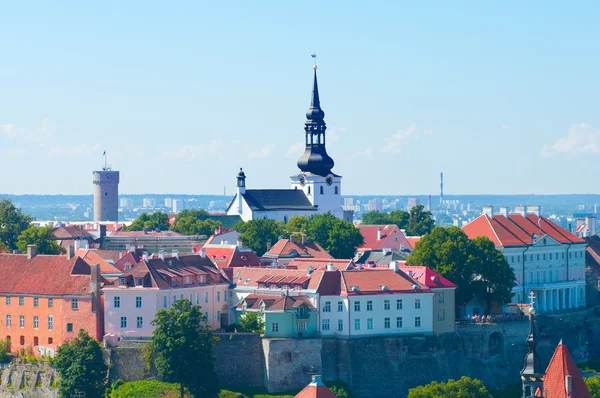 Cityscape foto genomen in de oude stad van tallinn — Stockfoto