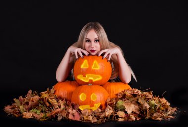 şirin halloween cadı parlayan komik kabak ve yaprakları