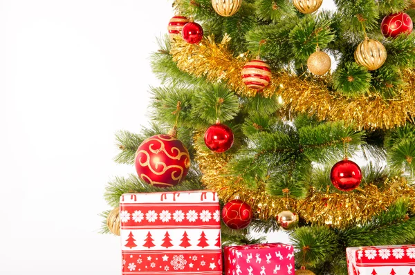 Christmas Tree and Gifts. Over white background — Stock Photo, Image