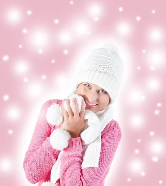 Schöne Frau in warmer Kleidung Nahaufnahme Porträt — Stockfoto