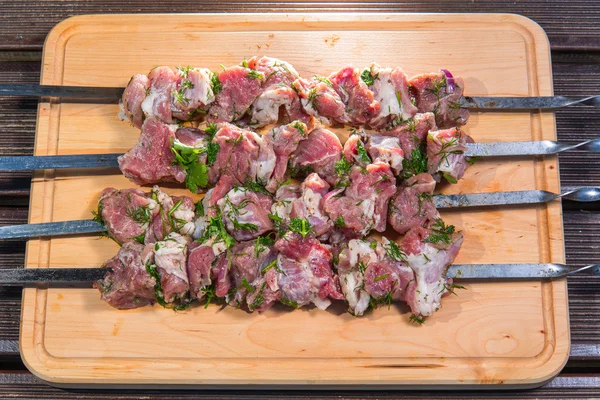 Carne cruda con cipolla verde — Foto Stock