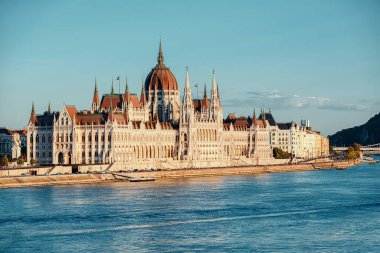 Hungarian parliament building and Danube river, Budapest, Hungary clipart