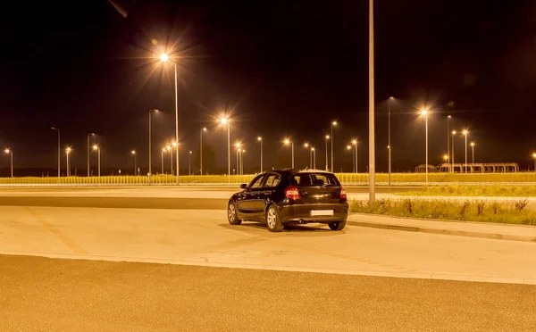Geceleri otopark