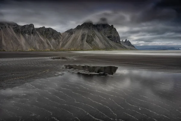 Vestrahorn Bela Ilha Vulcânica Oceano Islândia Foto Alta Qualidade — Fotografia de Stock