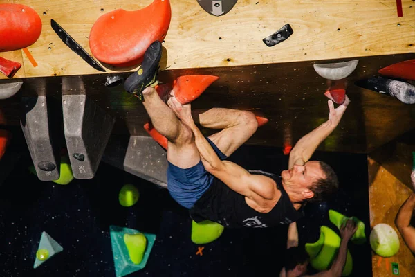 Ukraine Kiev 2022 Competitions Climbing Bouldering Climbing Gym Space High — Stock Photo, Image