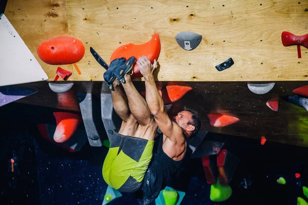 Ukraine Kiev 2022 Competitions Climbing Bouldering Climbing Gym Space High — Stock Photo, Image